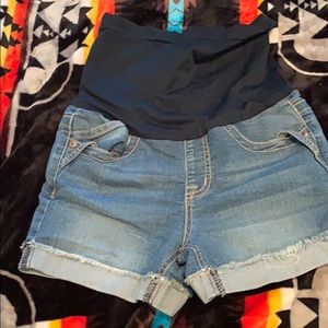 Cute denim shorts